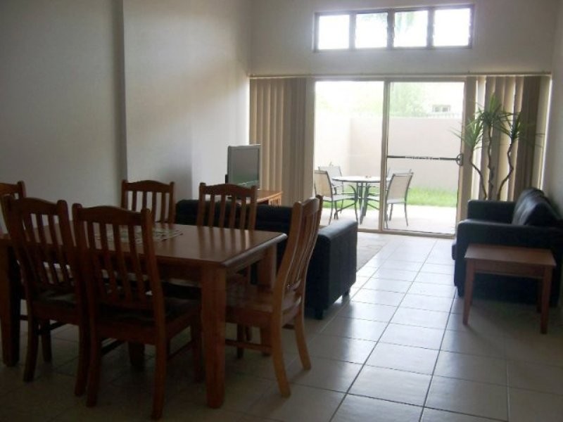 3/10 Guy Street, Emerald QLD 4720