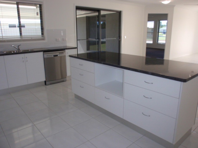 7 Blue Gum Drive, Emerald QLD 4720