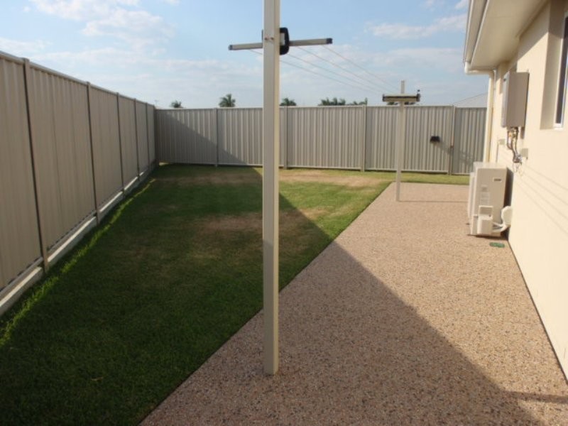 1/10 Wright Street, Emerald QLD 4720