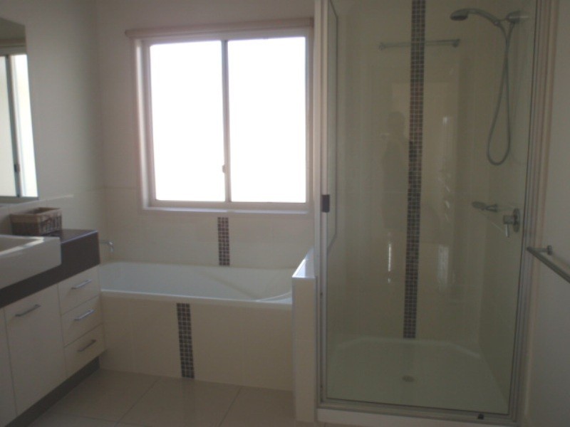 1/10 Wright Street, Emerald QLD 4720