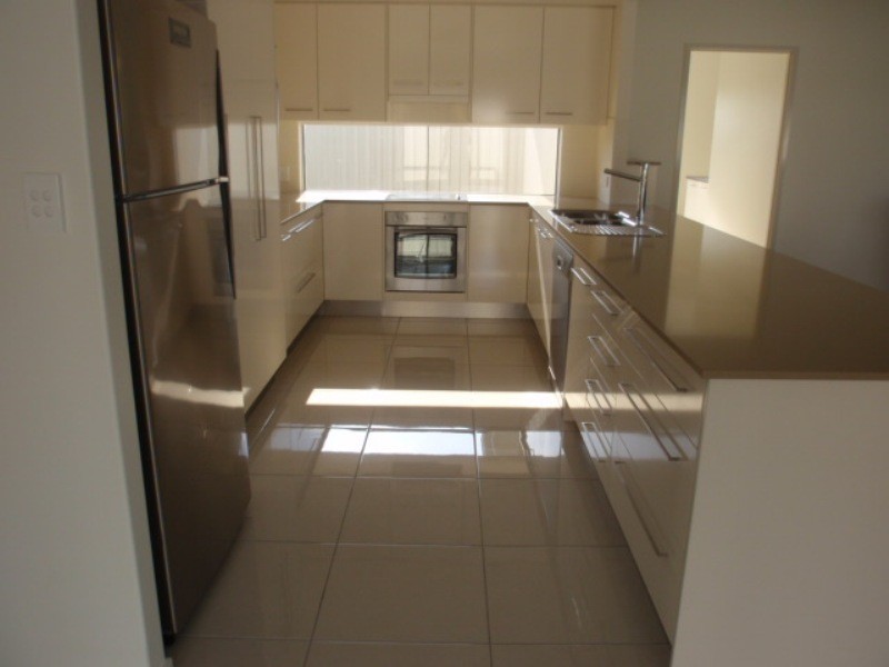 1/10 Wright Street, Emerald QLD 4720