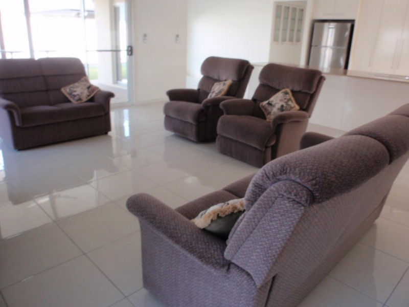 1/10 Wright Street, Emerald QLD 4720