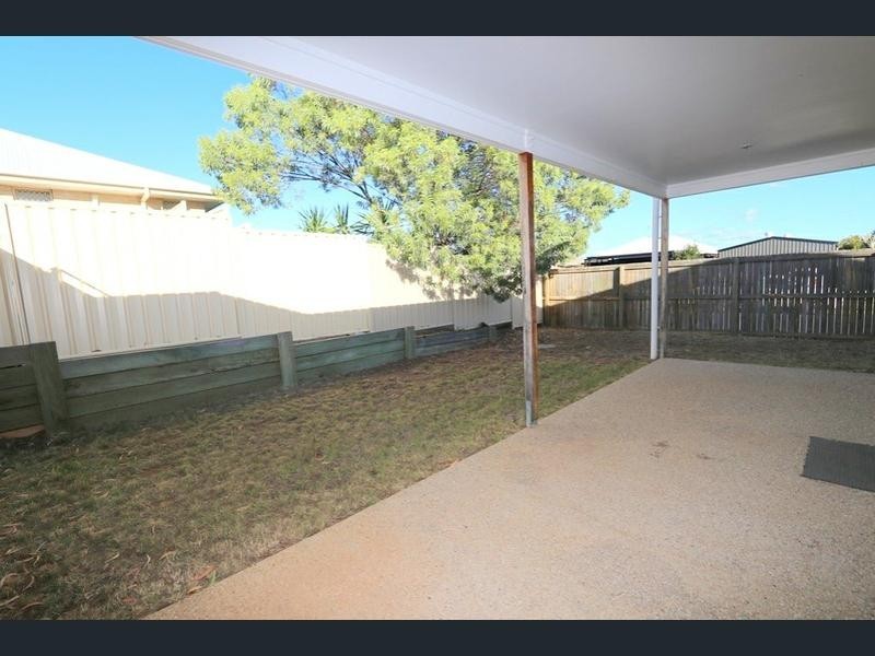 26/8 Hillcrest Street, Emerald QLD 4720