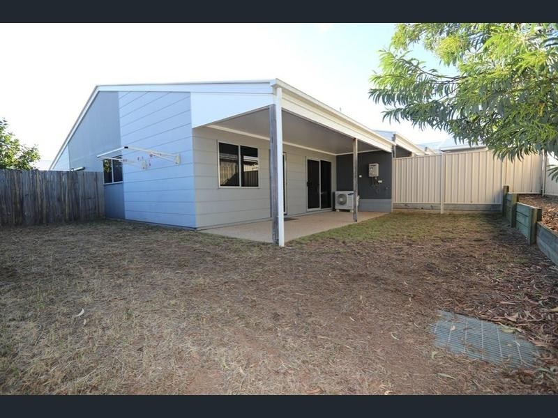 26/8 Hillcrest Street, Emerald QLD 4720