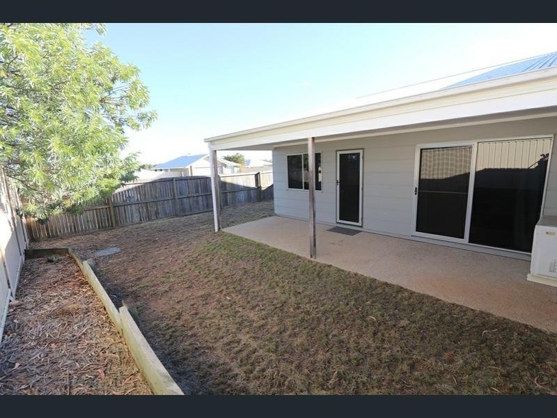 26/8 Hillcrest Street, Emerald QLD 4720