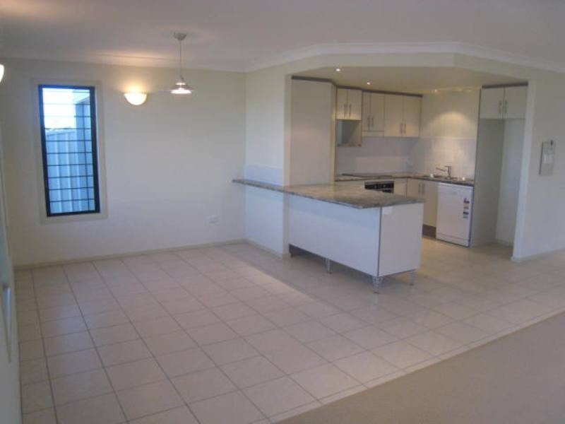 1/57 Jeppesen Drive, Emerald QLD 4720
