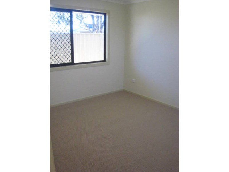 1/57 Jeppesen Drive, Emerald QLD 4720