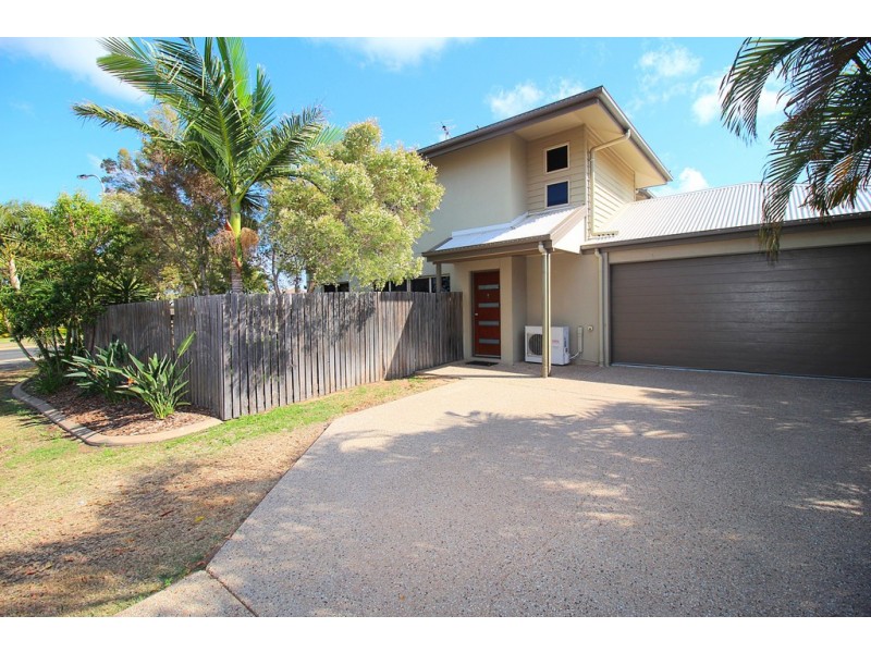 1/14 Mayfair Drive, Emerald QLD 4720