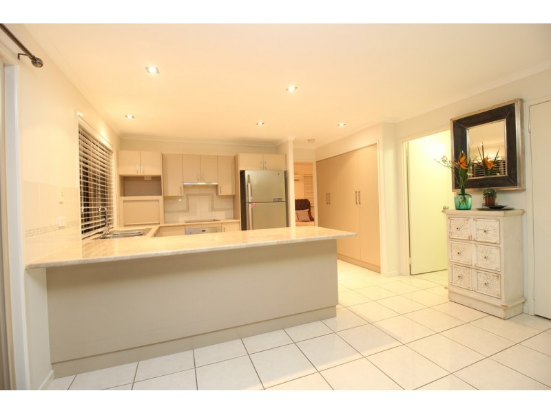 1/14 Mayfair Drive, Emerald QLD 4720