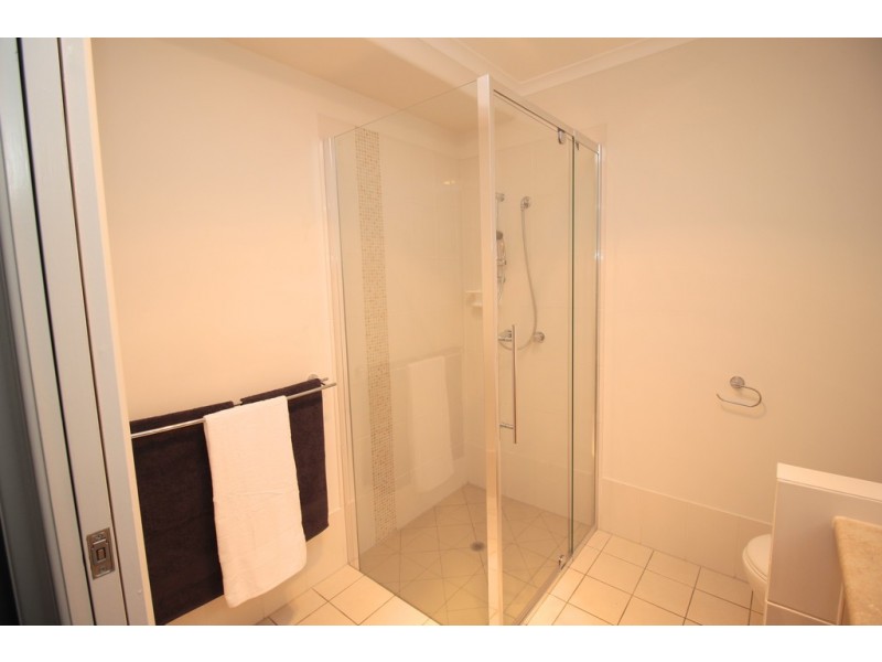 1/14 Mayfair Drive, Emerald QLD 4720