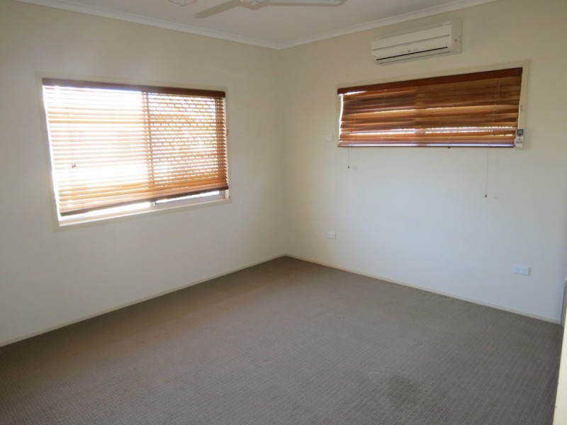 22 Bridgeman Street, Emerald QLD 4720
