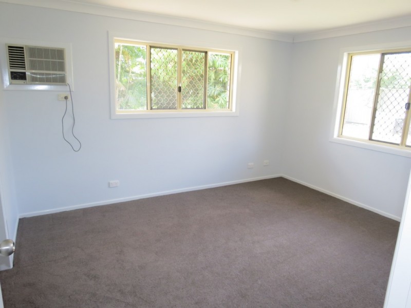 11 Cowan Crescent, Emerald QLD 4720