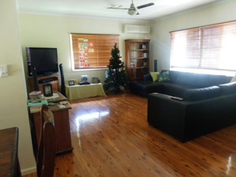 31 Gray Street, Emerald QLD 4720