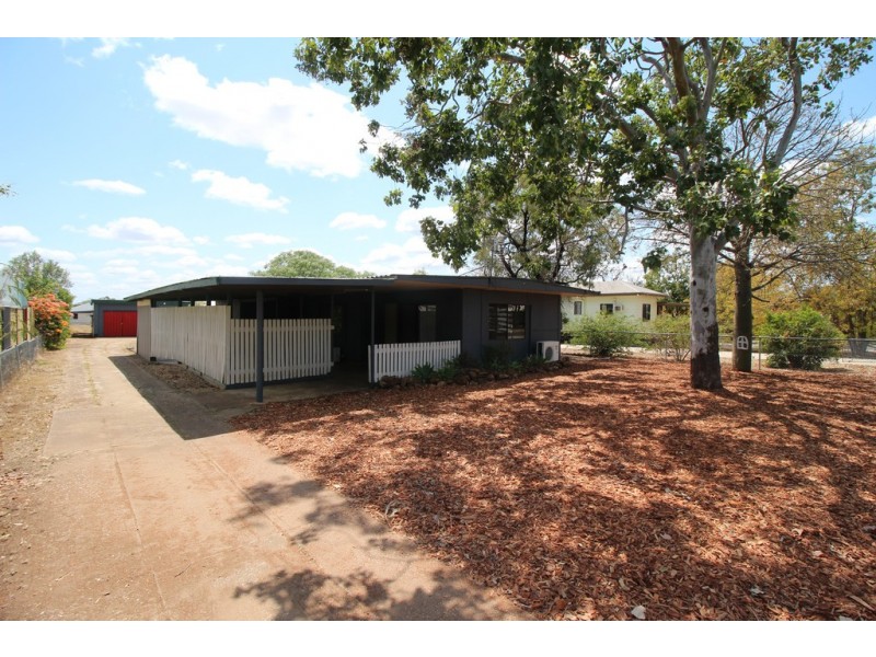 11 Retro Street, Capella QLD 4723