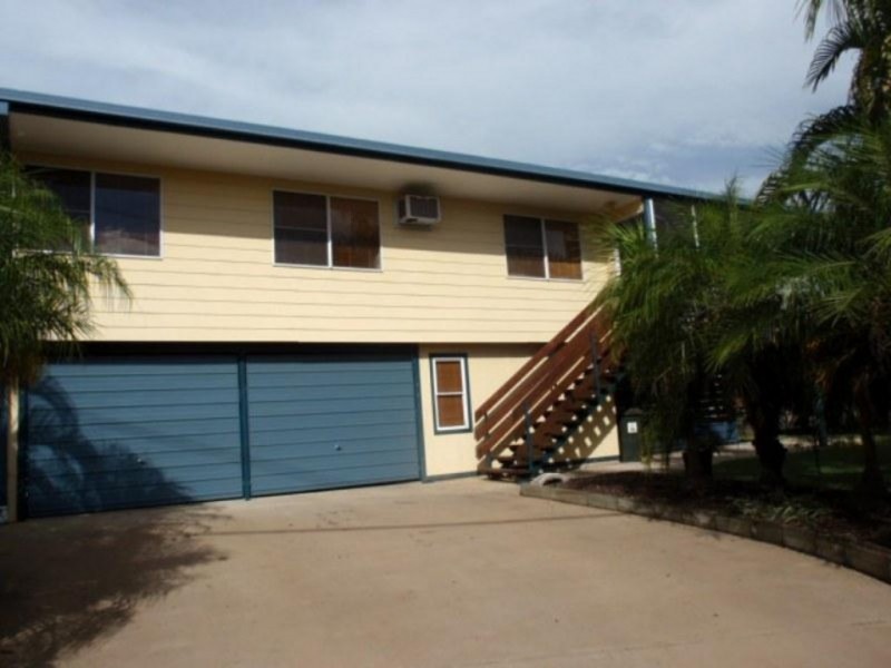 98 Moody Street, Emerald QLD 4720