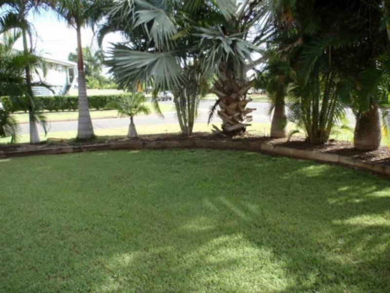 98 Moody Street, Emerald QLD 4720