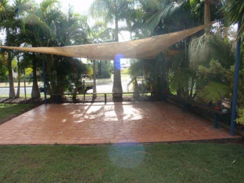 98 Moody Street, Emerald QLD 4720