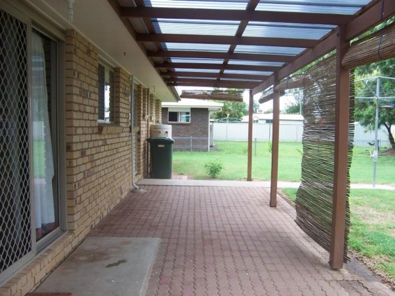 38 White Street, Emerald QLD 4720