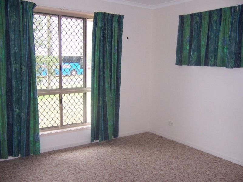 38 White Street, Emerald QLD 4720