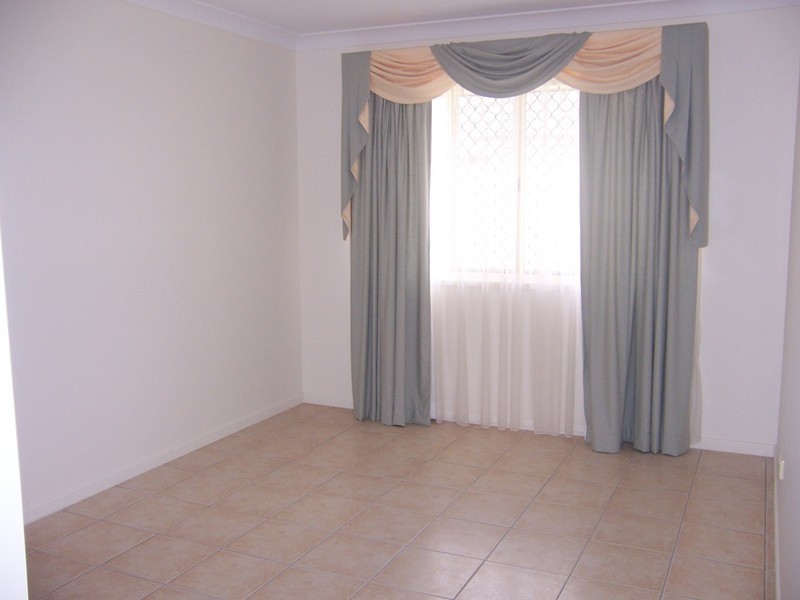 12 Haswell Street, Emerald QLD 4720