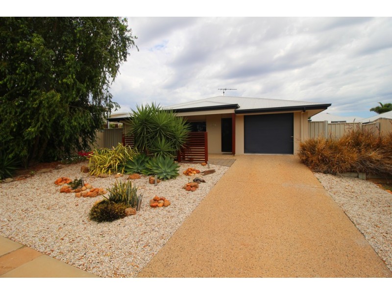 1/28 Saville Street, Emerald QLD 4720