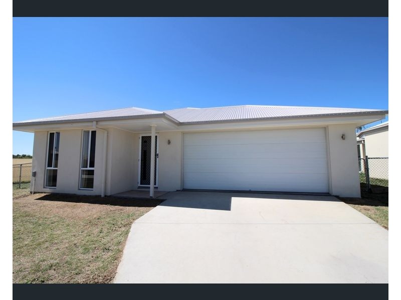 23 Scotts Peak Drive, Capella QLD 4723