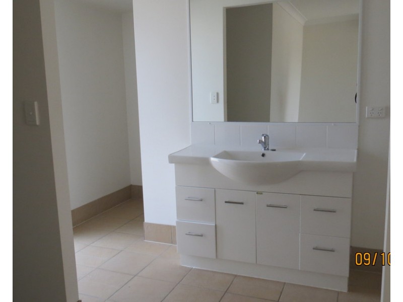 23 Scotts Peak Drive, Capella QLD 4723