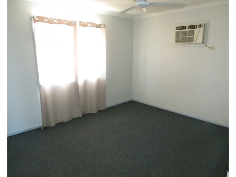 50 Bonython Drive, Emerald QLD 4720