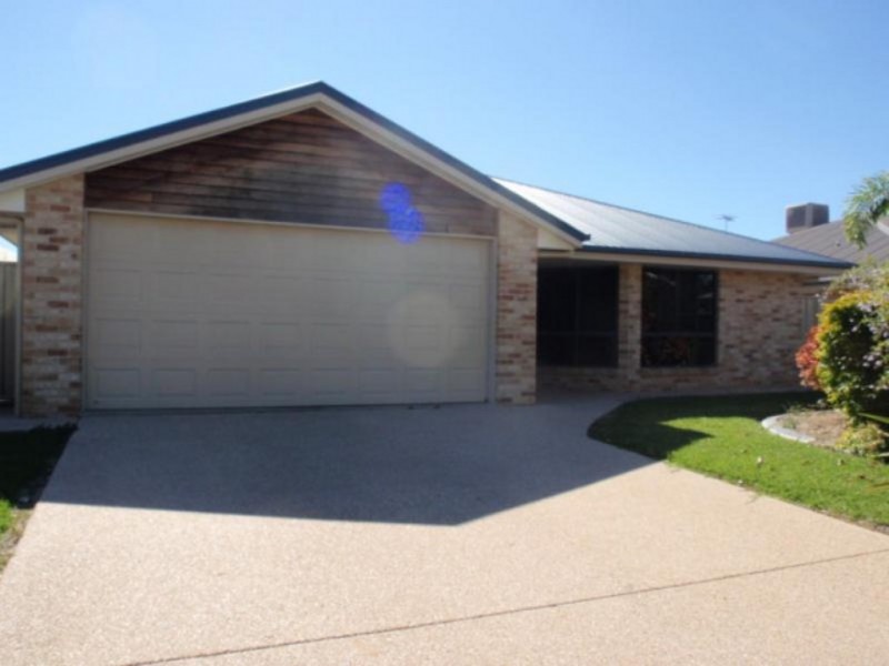 19 Roseanne Road, Emerald QLD 4720