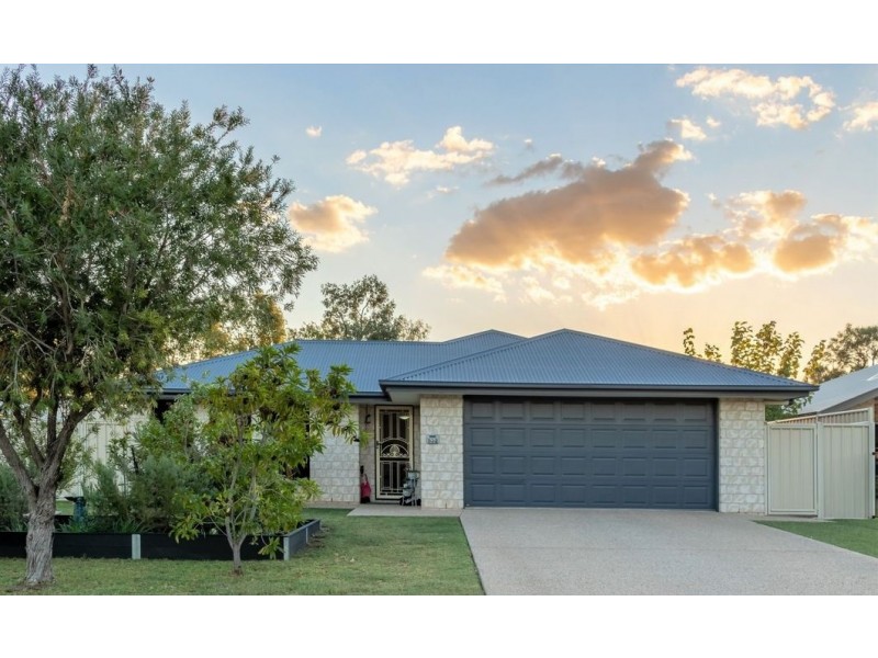 32 Wright Street, Emerald QLD 4720