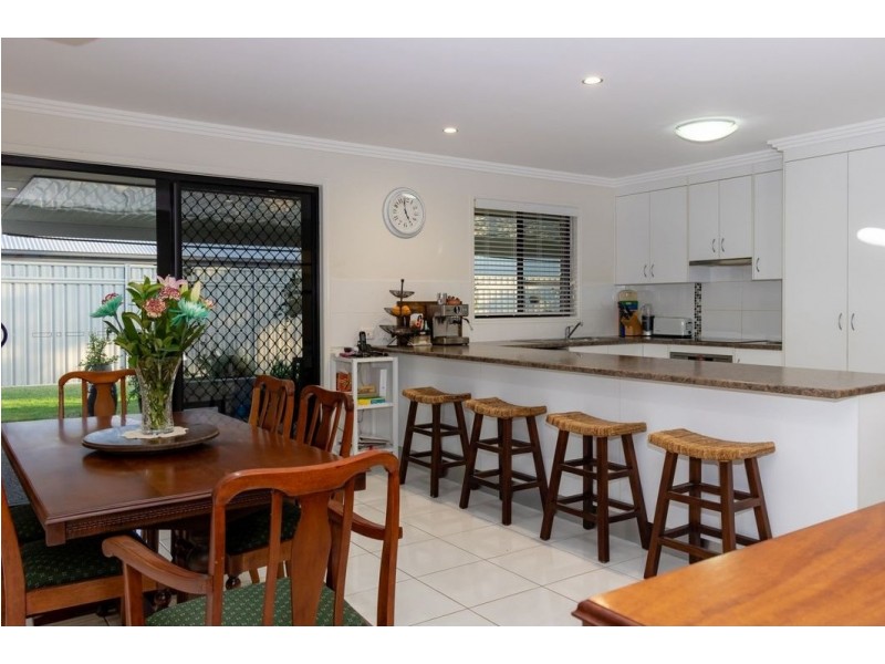32 Wright Street, Emerald QLD 4720