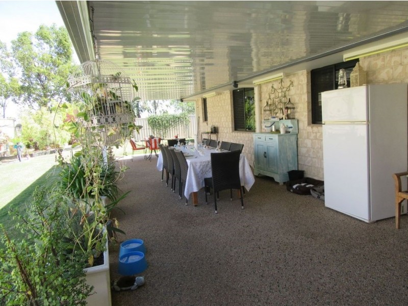 32 Wright Street, Emerald QLD 4720
