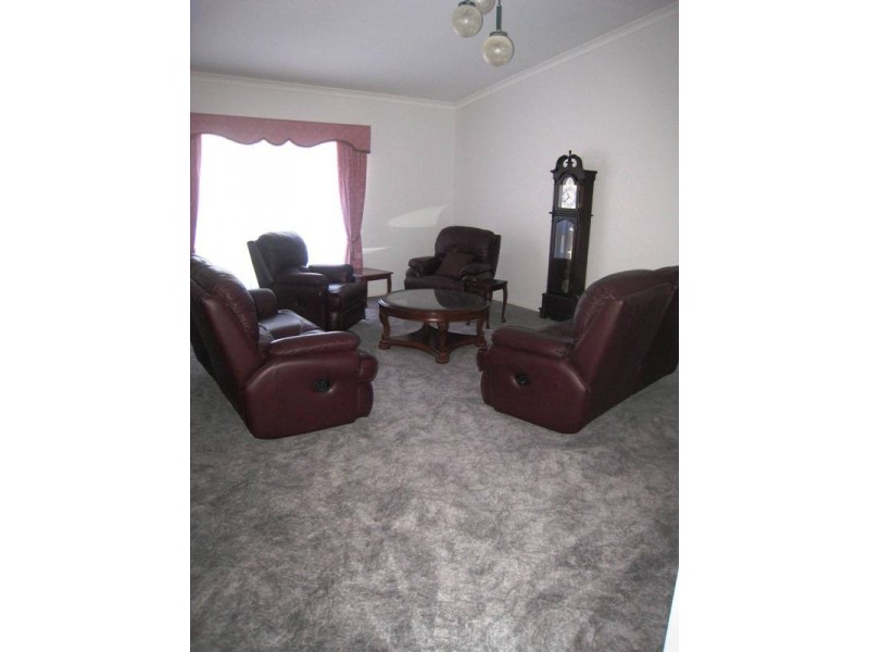 7 Ibell Court, Emerald QLD 4720