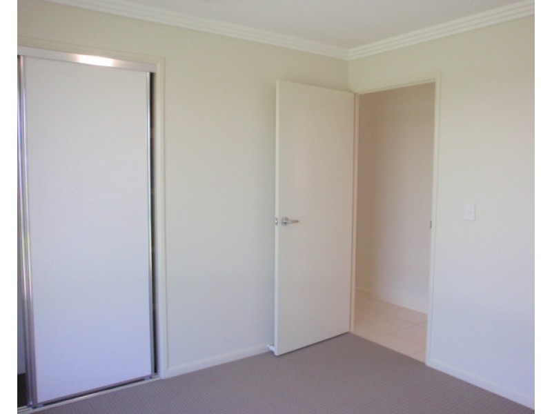 5 Ascot Court, Emerald QLD 4720