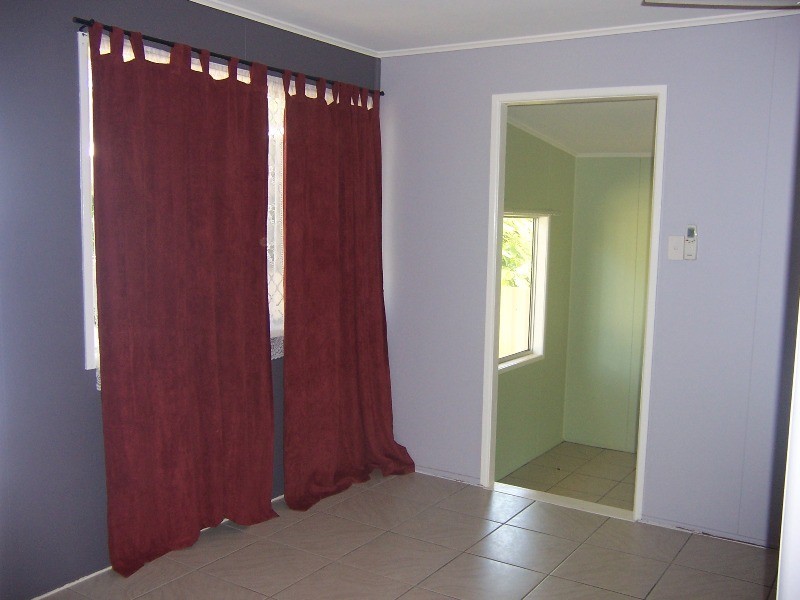 18 Bredhauer Street, Blackwater QLD 4717