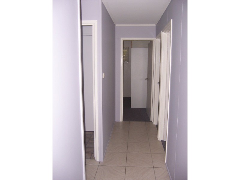 18 Bredhauer Street, Blackwater QLD 4717