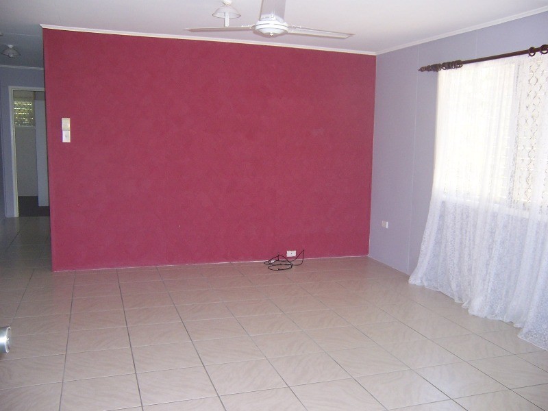 18 Bredhauer Street, Blackwater QLD 4717