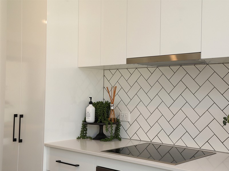 10 Canterbury Road, Emerald QLD 4720