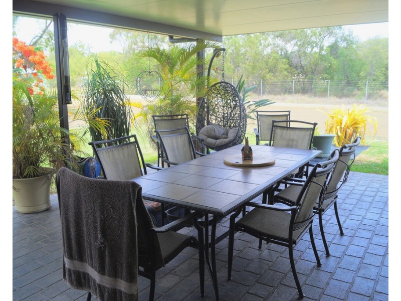 40 Mackenzie Street, Blackwater QLD 4717