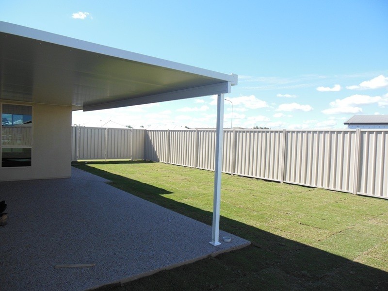 10 Singleton Court, Emerald QLD 4720