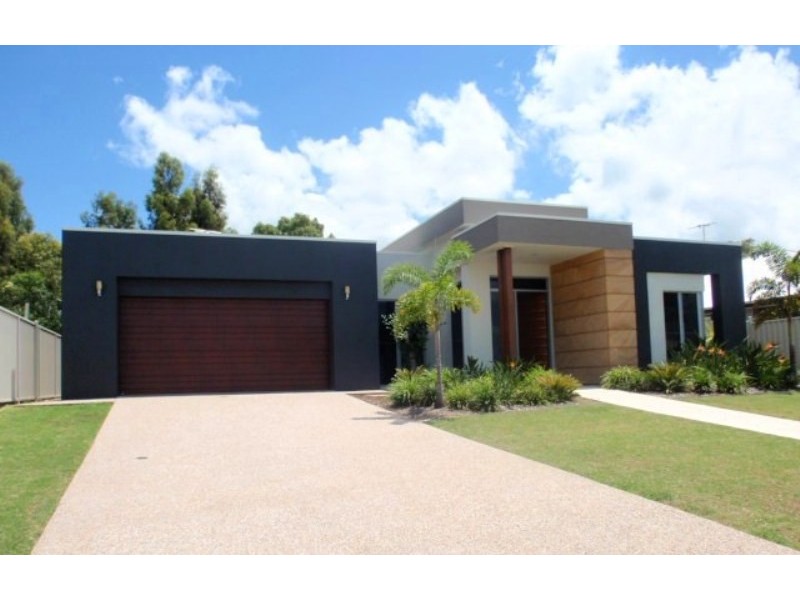 39 Newman Drive, Emerald QLD 4720