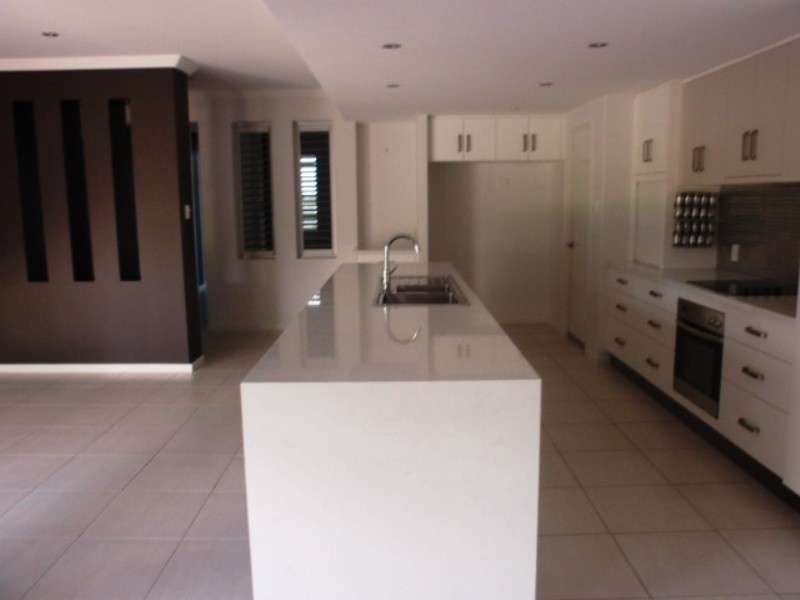 39 Newman Drive, Emerald QLD 4720