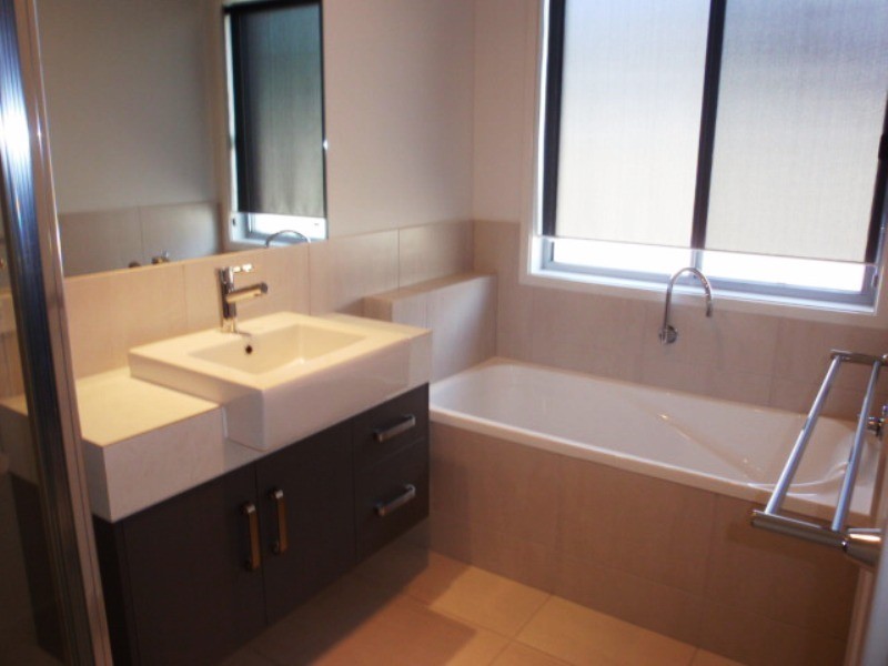 39 Newman Drive, Emerald QLD 4720