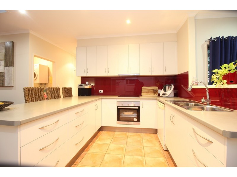 25 Cardinal Drive, Emerald QLD 4720