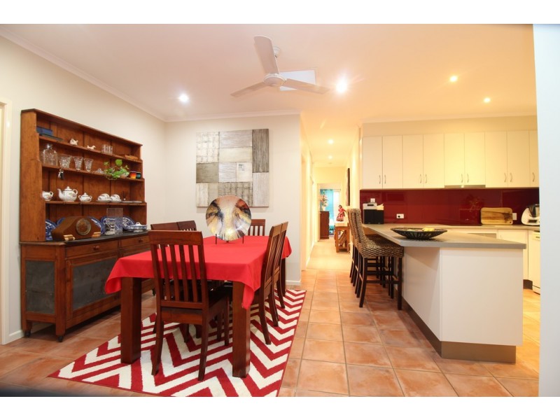 25 Cardinal Drive, Emerald QLD 4720