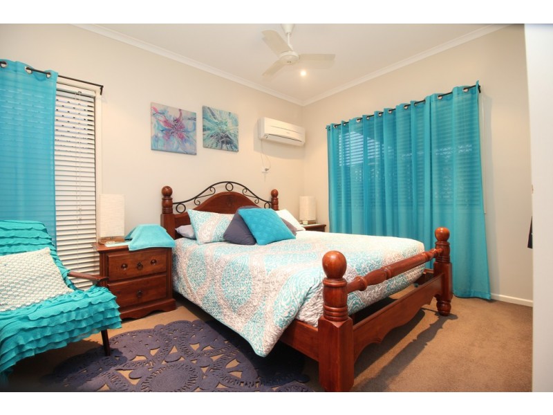 25 Cardinal Drive, Emerald QLD 4720