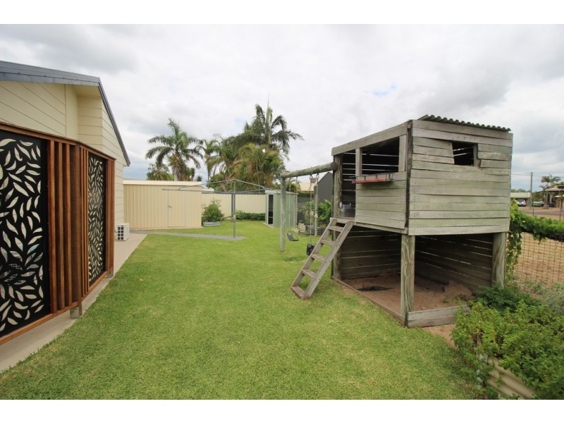 25 Cardinal Drive, Emerald QLD 4720