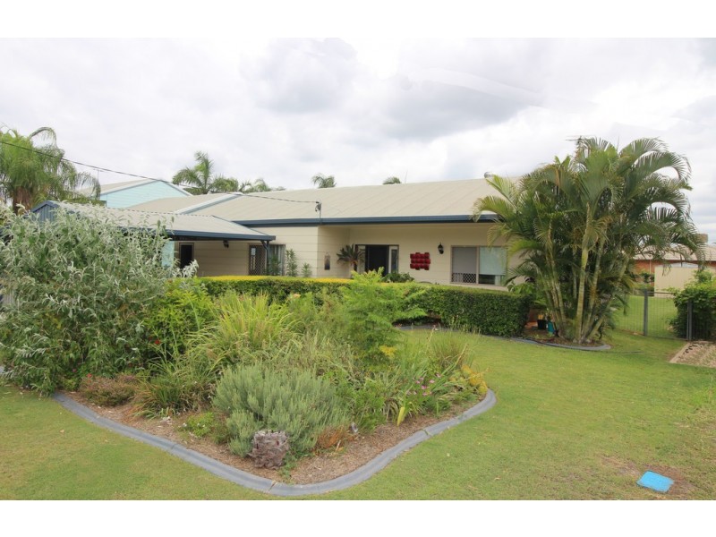 25 Cardinal Drive, Emerald QLD 4720