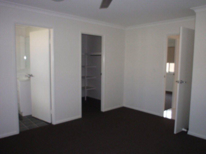 7 Eagle Street, Emerald QLD 4720
