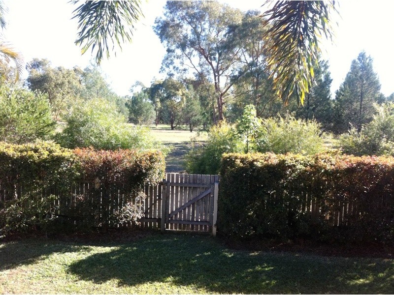 64 Crinum Crescent, Emerald QLD 4720